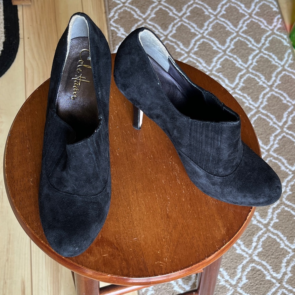 Cole Haan Women's Black Suede Ankle Heels Booties Nike Air size 8 B